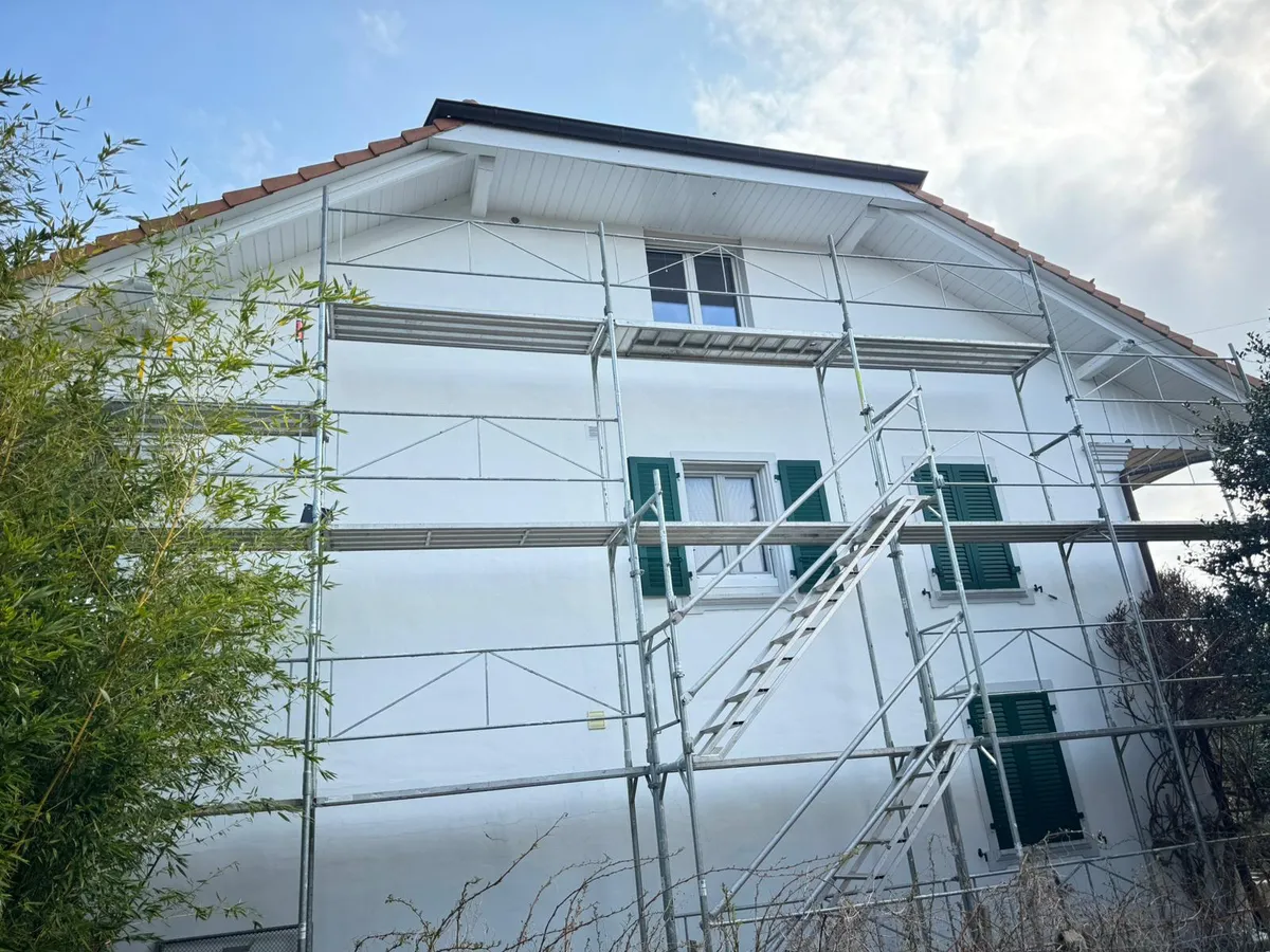Nettoyage façade maison individuelle à Pully